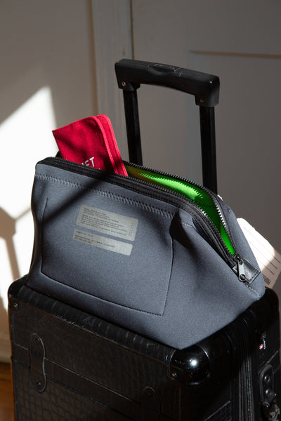 WIRED POUCH - LARGE - DARK GRAY & GREEN