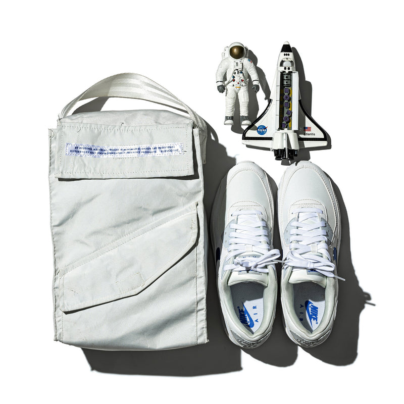 Snow Jacket Converted To Shoes Bag Puebco 505220 2