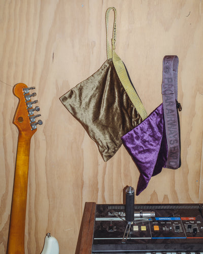 VINTAGE SLING BELT POUCH