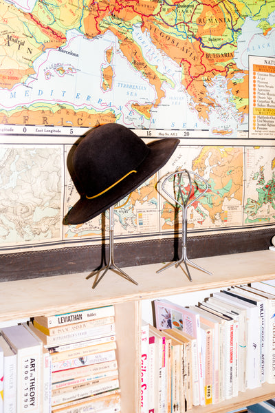 FOLDING HAT STAND