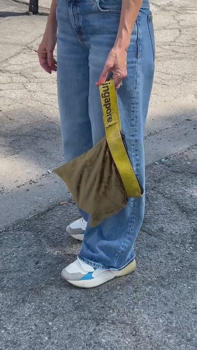 VINTAGE SLING BELT POUCH